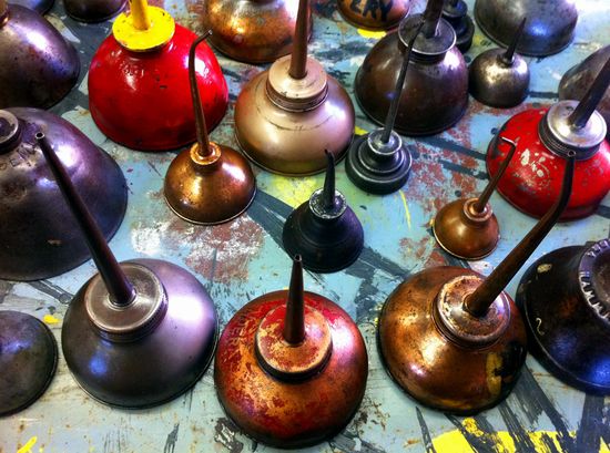 Oil cans at Warren Street Antiques